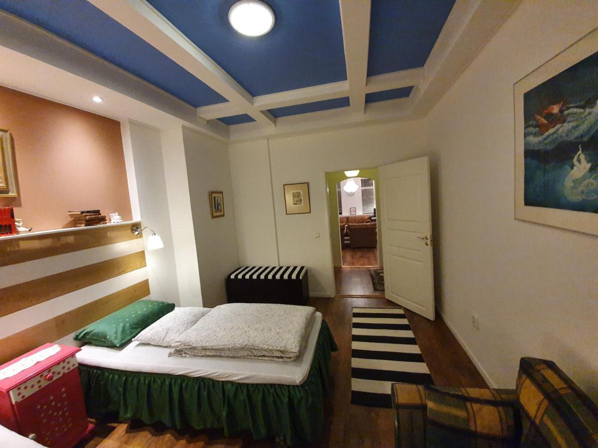Paradlaegenhet Eskilstuna Ngoại thất bức ảnh