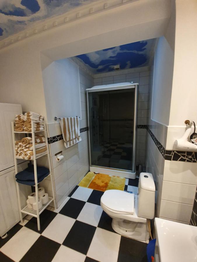 Paradlaegenhet Eskilstuna Ngoại thất bức ảnh